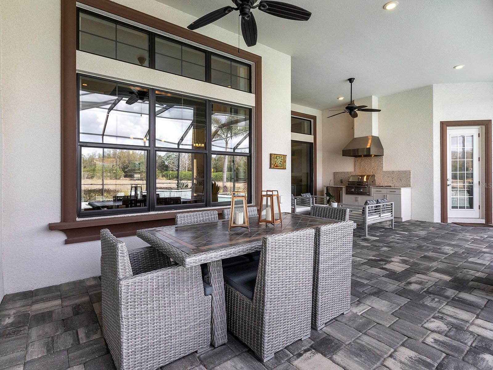 COUNTRY CLUB EAST - Residential