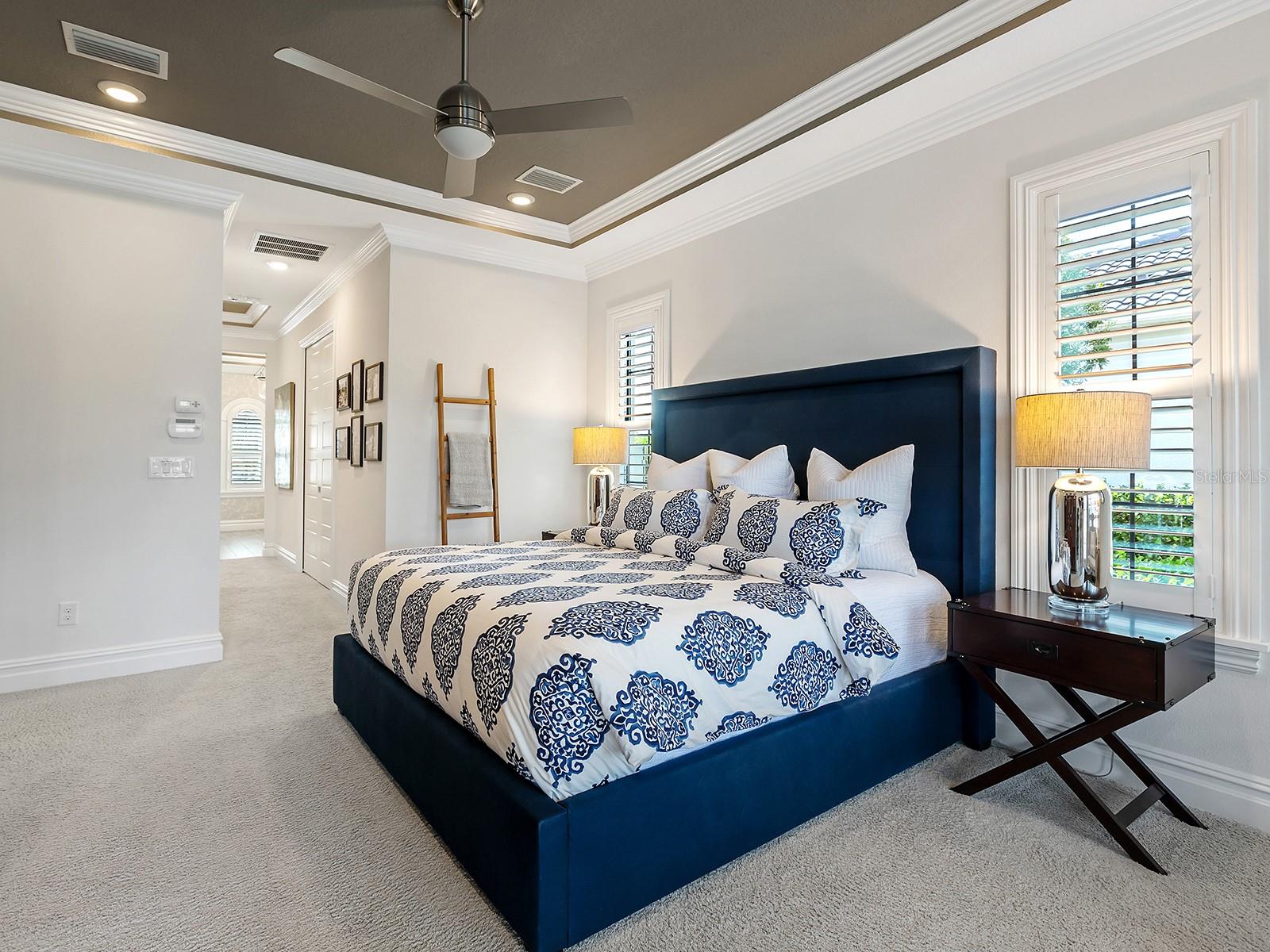 COUNTRY CLUB EAST - Residential