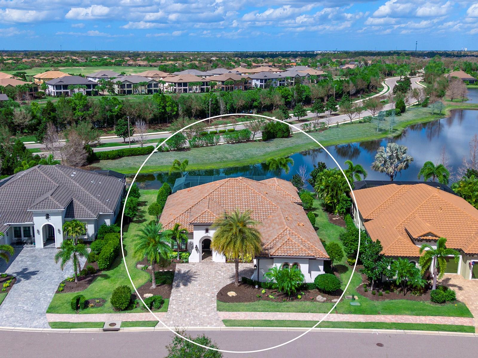 COUNTRY CLUB EAST - Residential