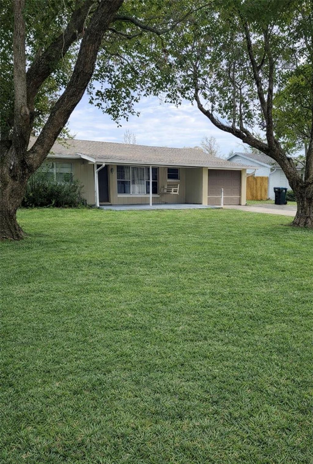 Photo of 1407 Moselle Avenue, Orlando, FL 32807 (MLS # S5144920)