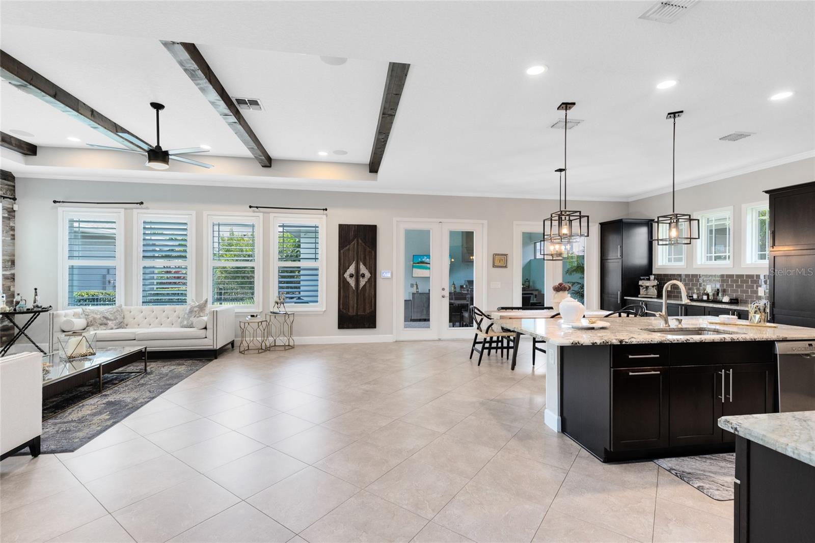 LAUREATE PARK - Residential