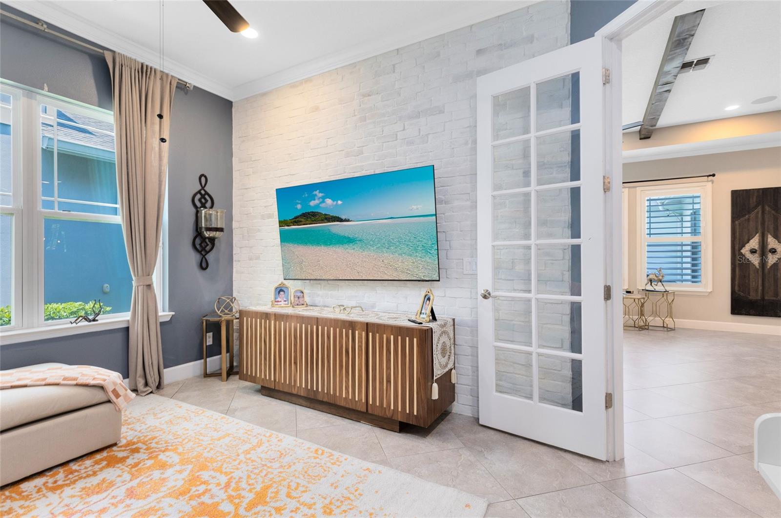 LAUREATE PARK - Residential