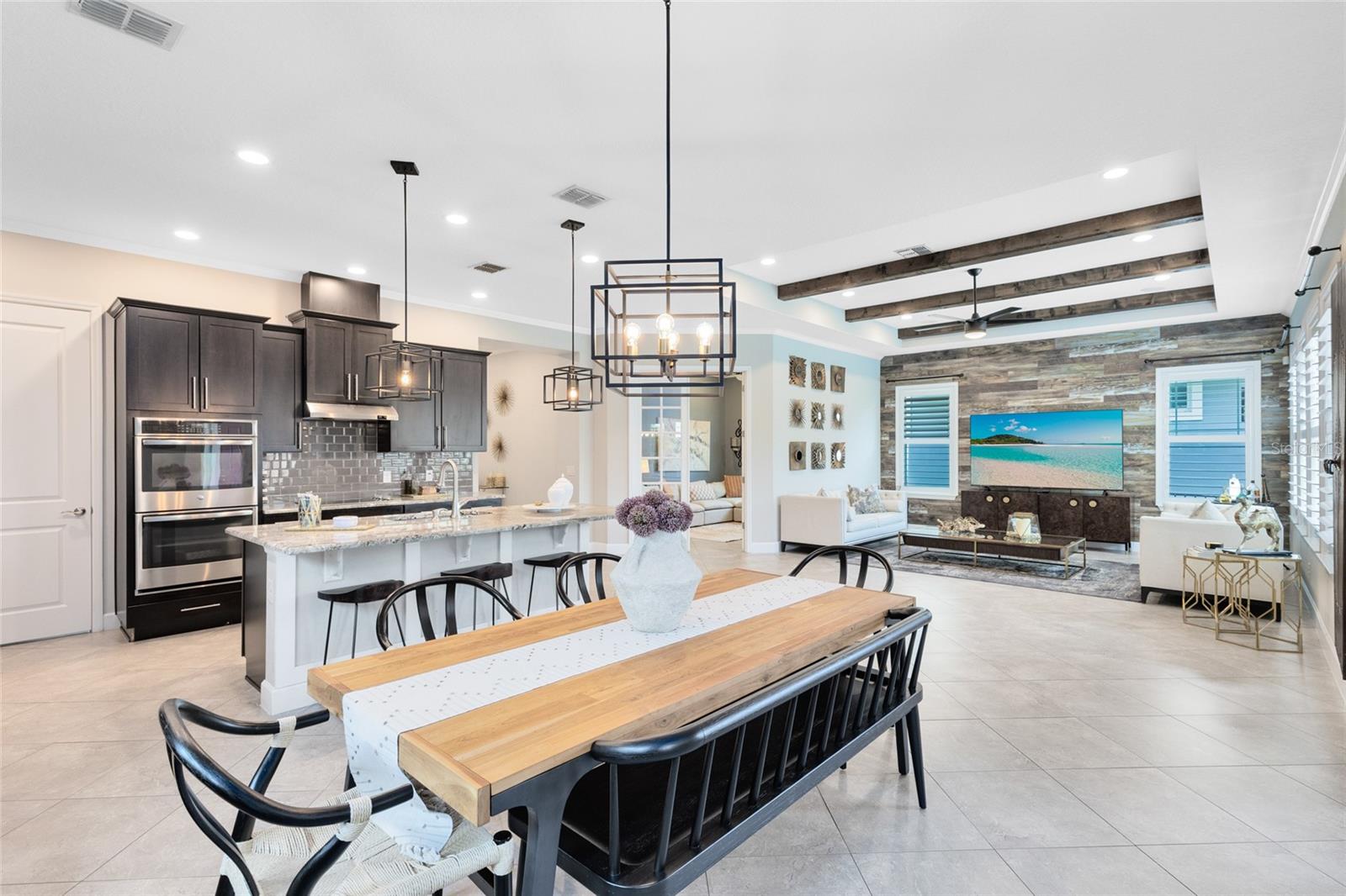 LAUREATE PARK - Residential