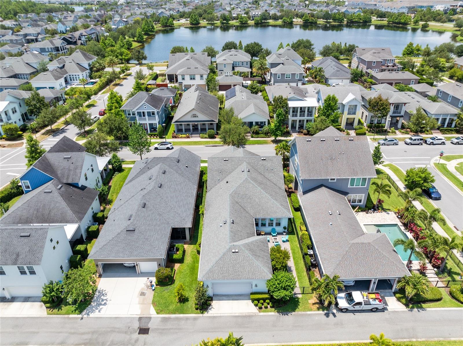 LAUREATE PARK - Residential