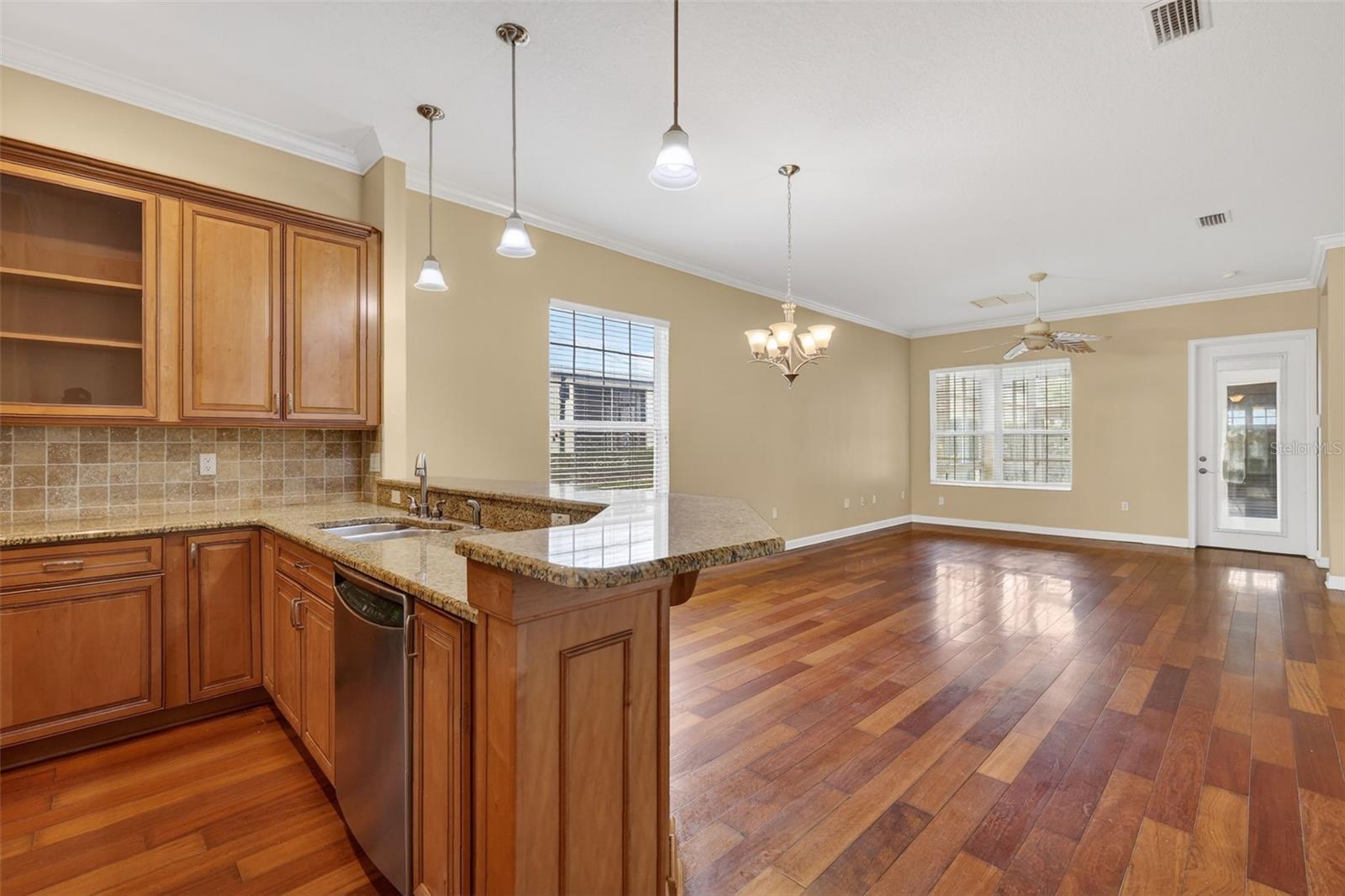 TAVARES ETOWAH PH 01 - Residential