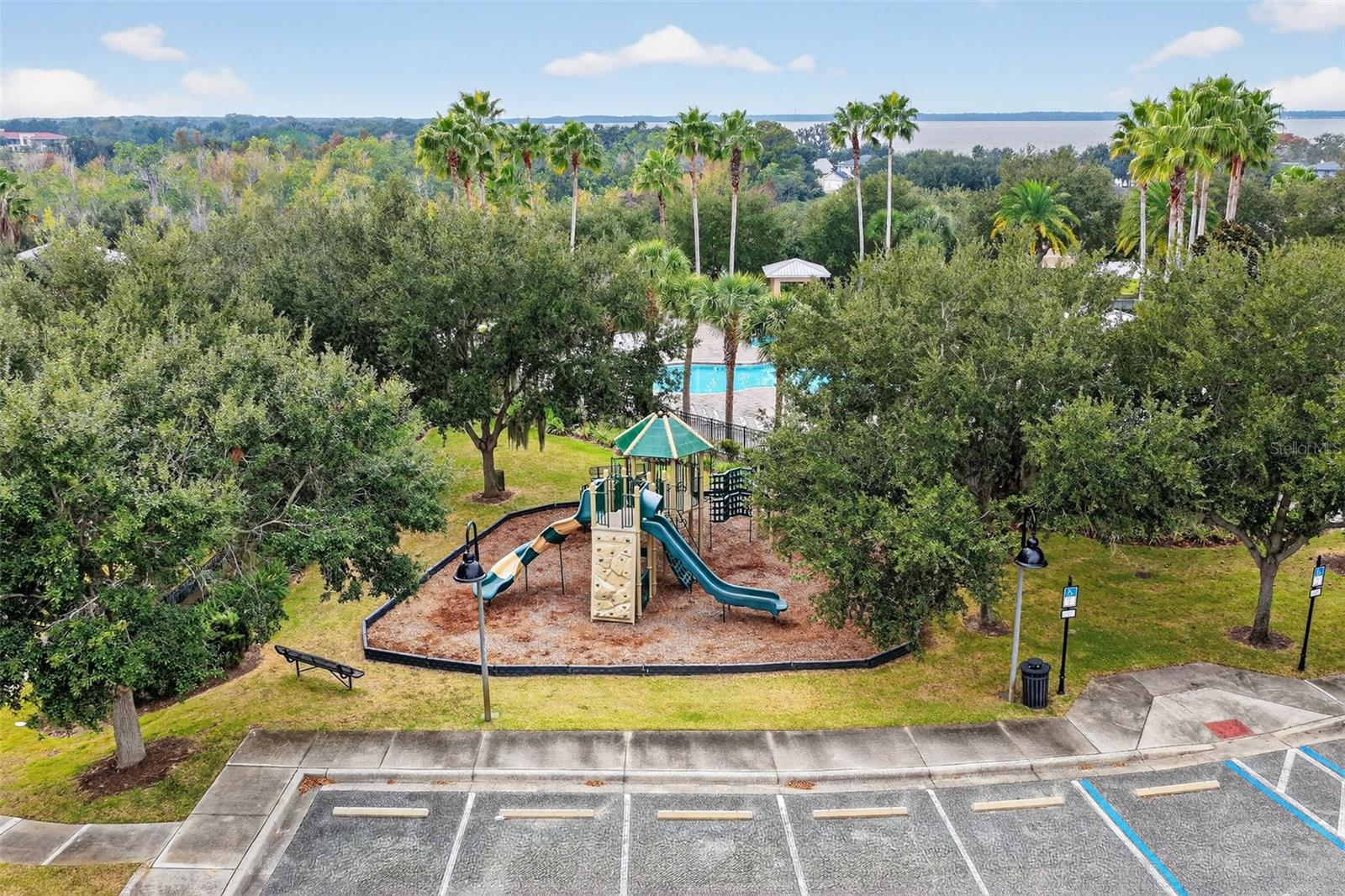 TAVARES ETOWAH PH 01 - Residential