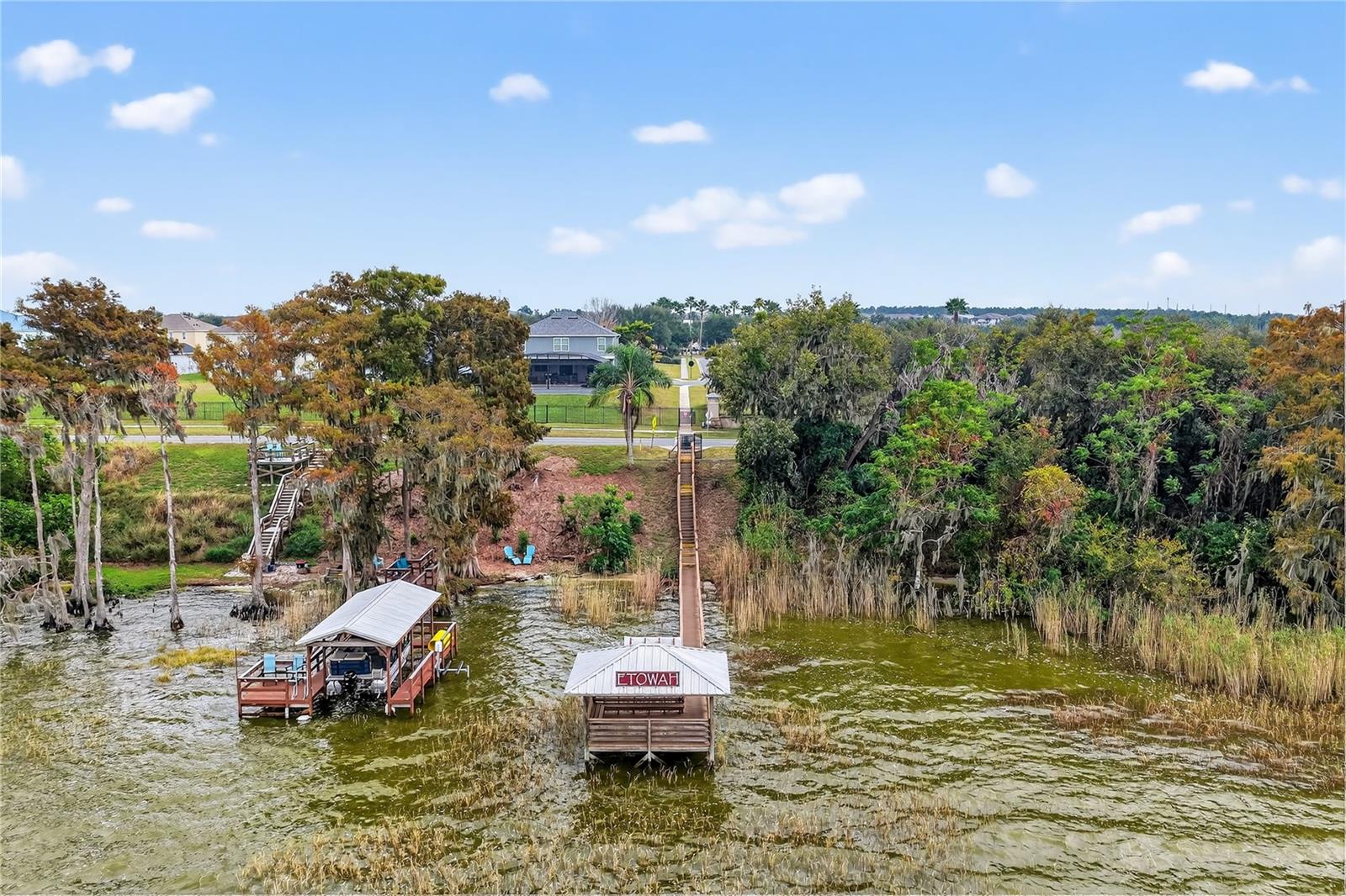 TAVARES ETOWAH PH 01 - Residential