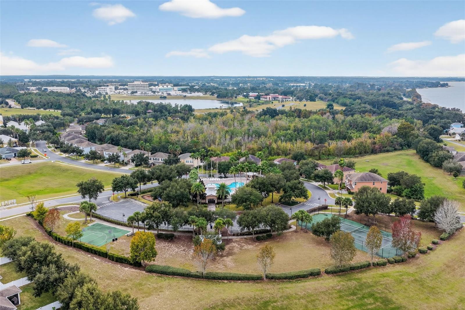 TAVARES ETOWAH PH 01 - Residential