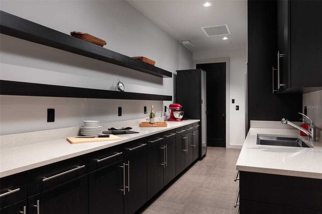 SANCTUARY DOWNTOWN CONDO - Residential