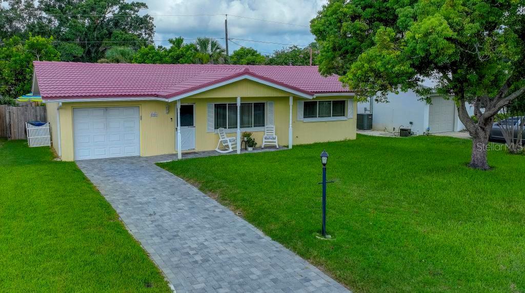 2321 BLACK OAK LANE