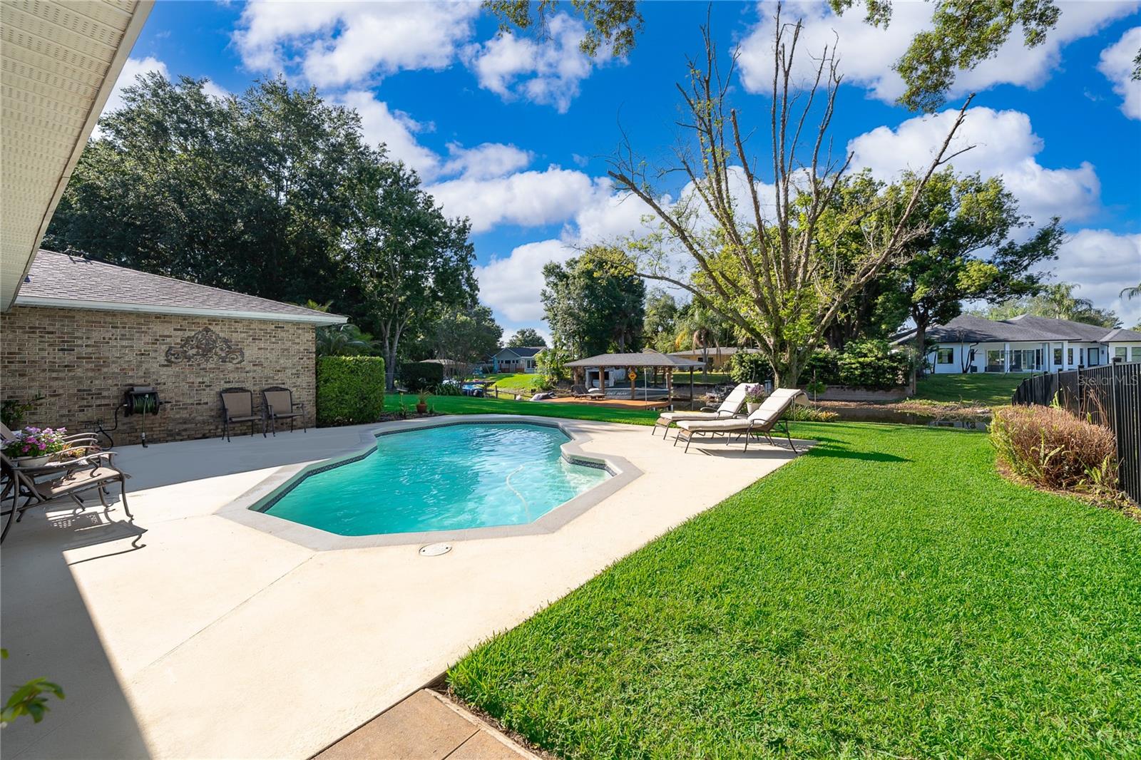 WATERFRONT ESTATES 3RD ADD - Residential