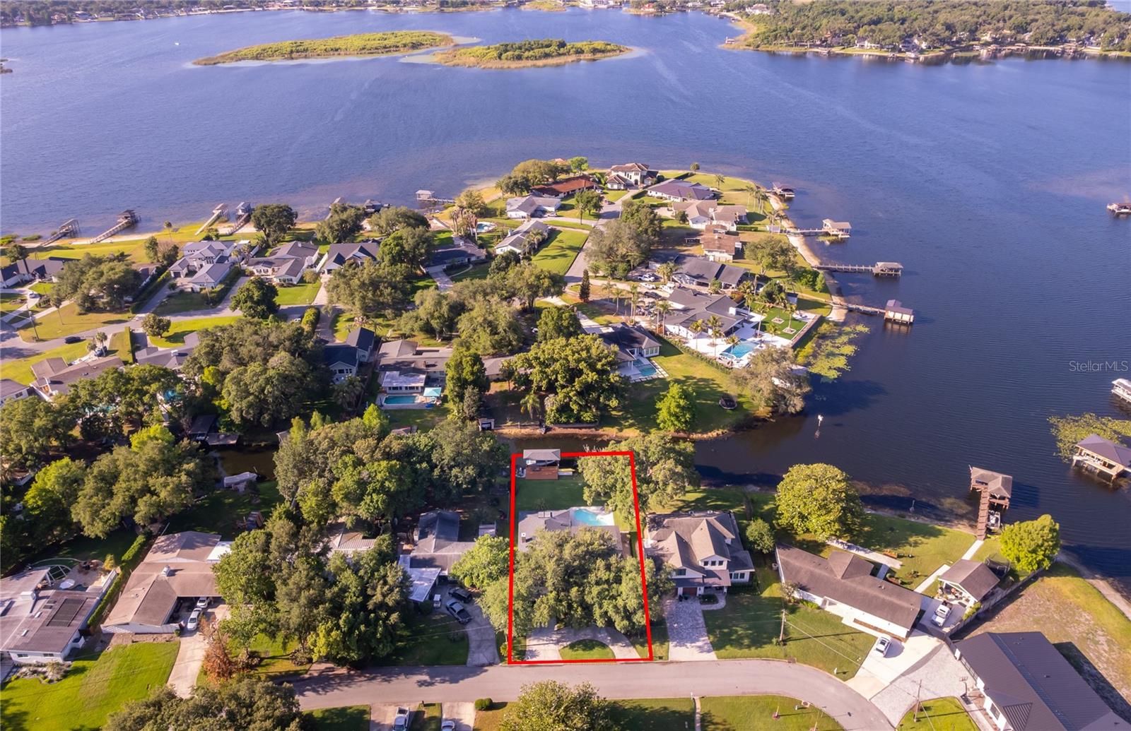 WATERFRONT ESTATES 3RD ADD - Residential