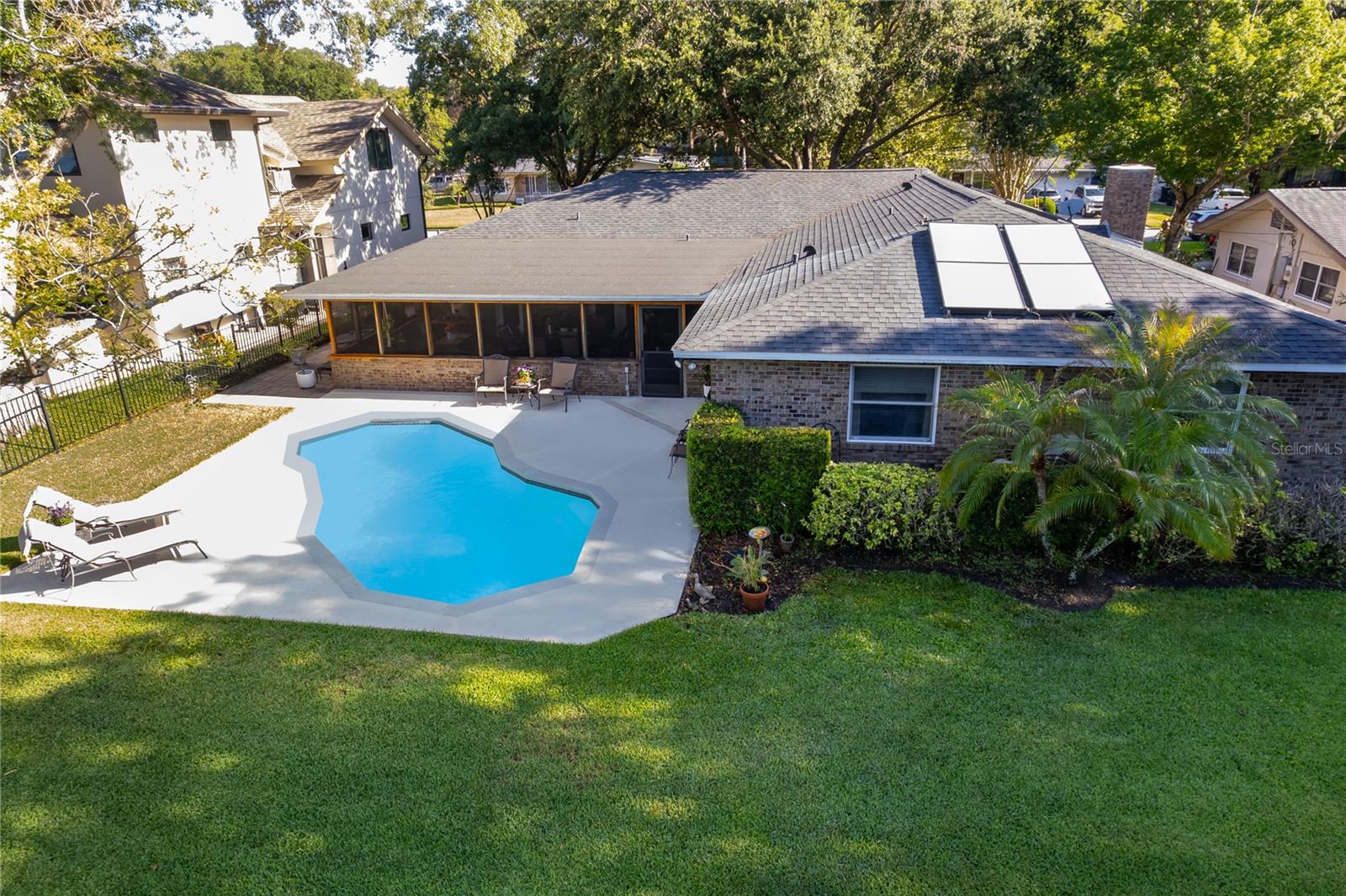 WATERFRONT ESTATES 3RD ADD - Residential
