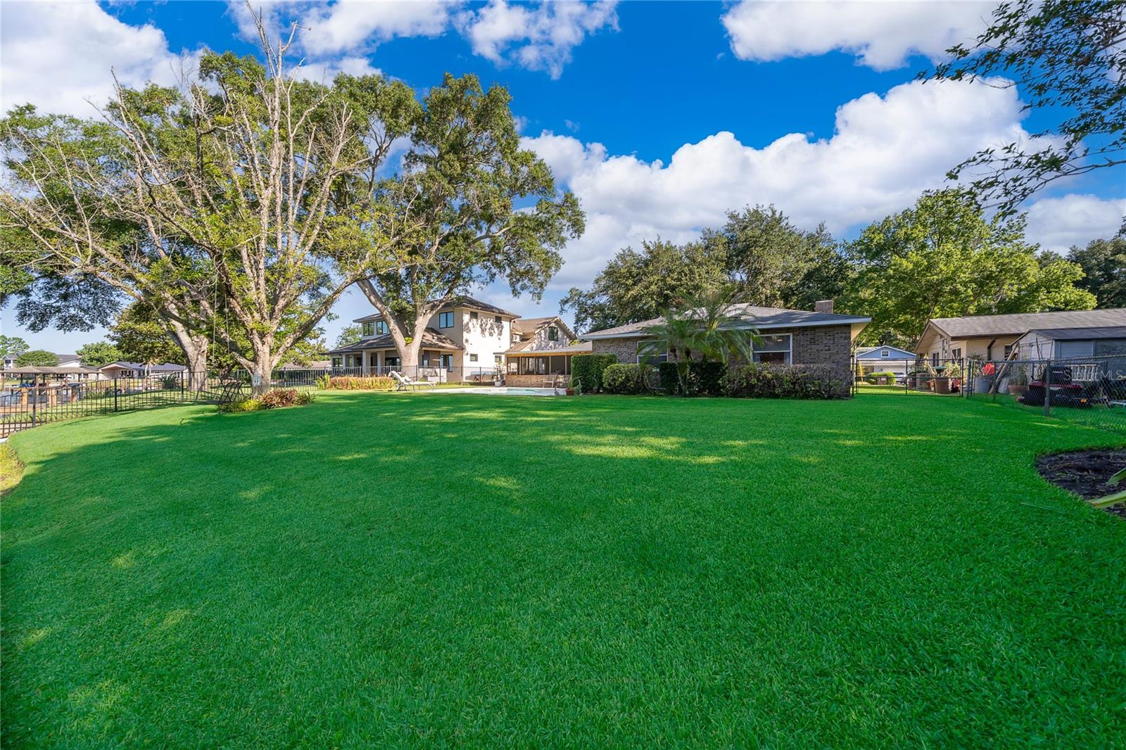 WATERFRONT ESTATES 3RD ADD - Residential