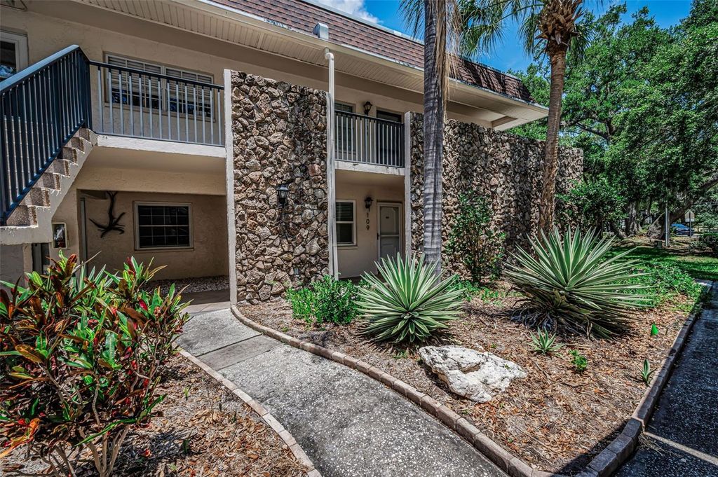 Photo of 820 Patricia Avenue #109, Dunedin, FL 34698 (MLS # TB8509334)
