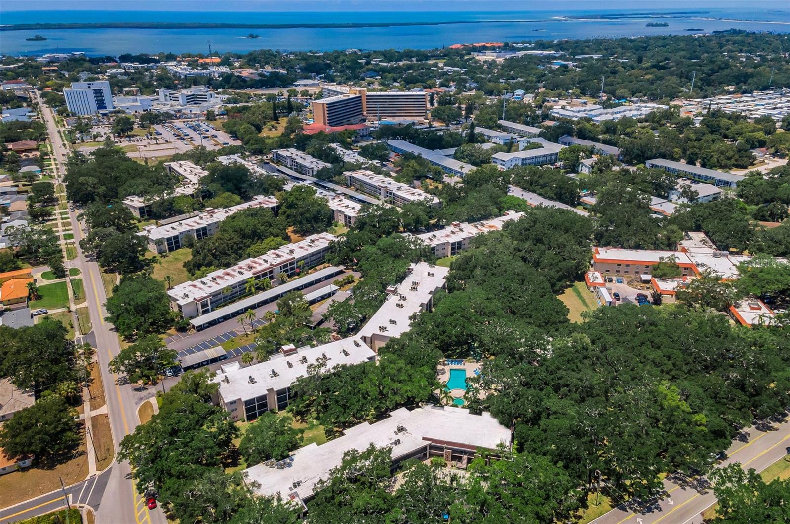PATRICIAN OAKS - Residential