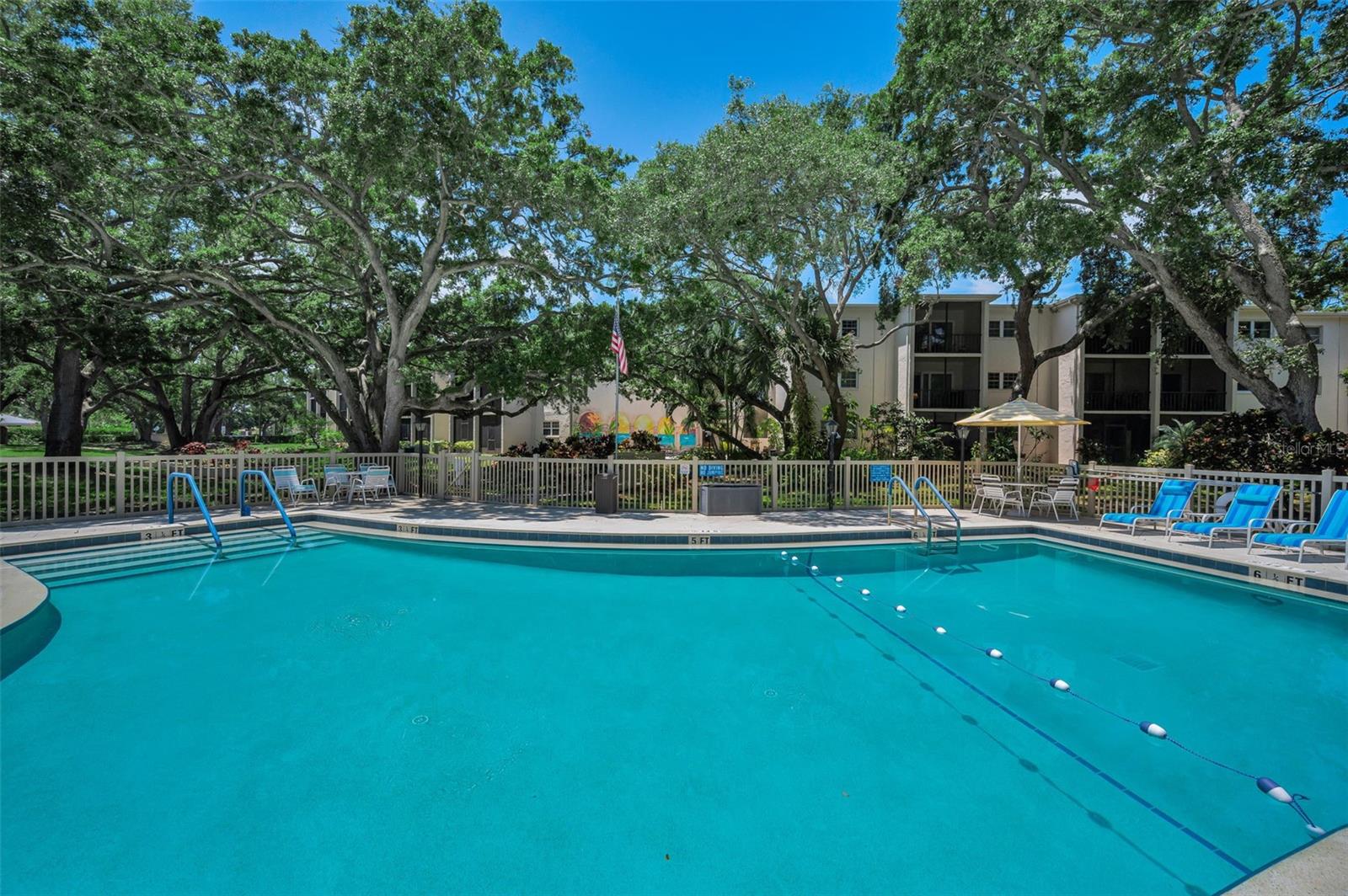 PATRICIAN OAKS - Residential