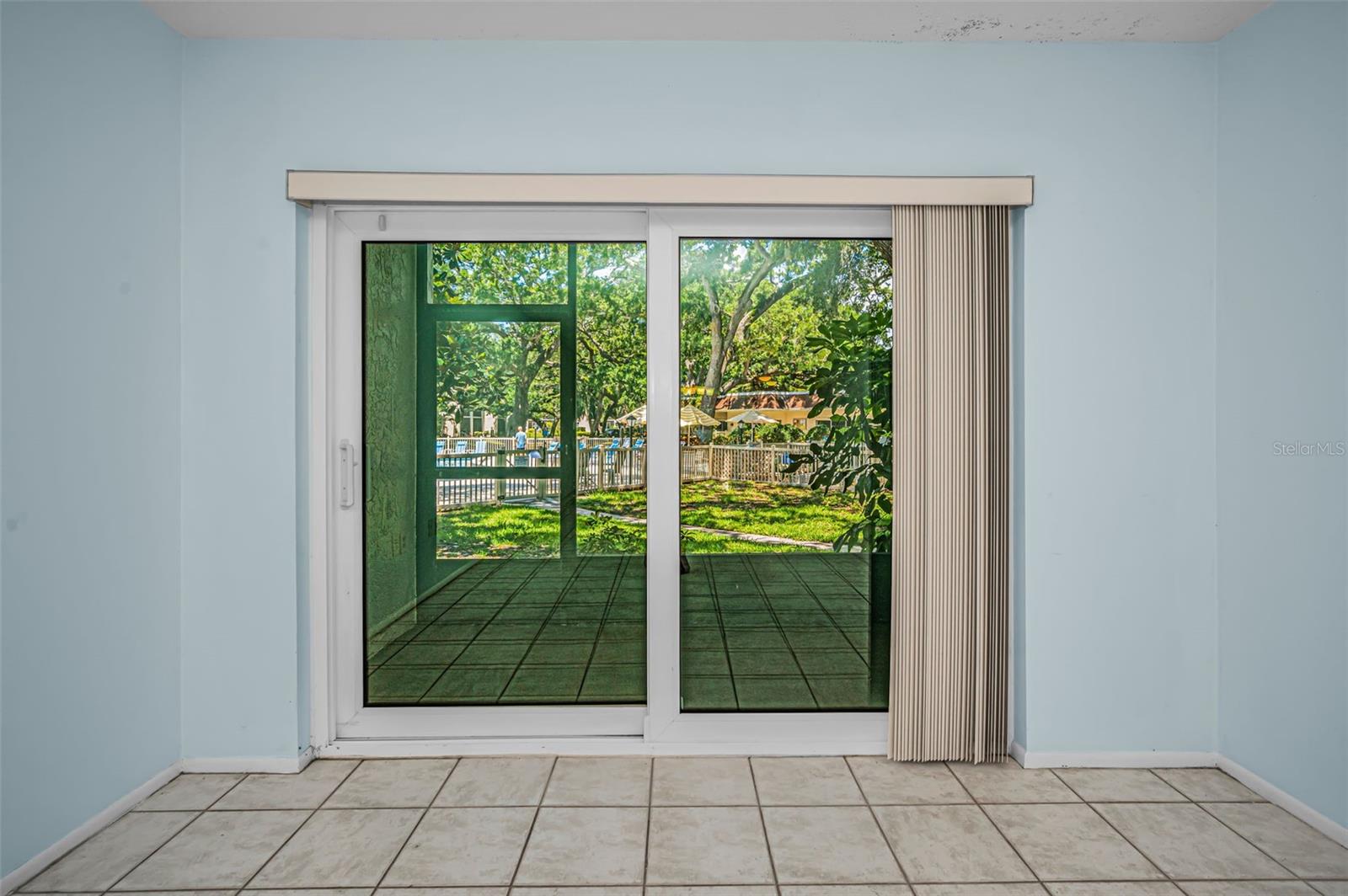 PATRICIAN OAKS - Residential