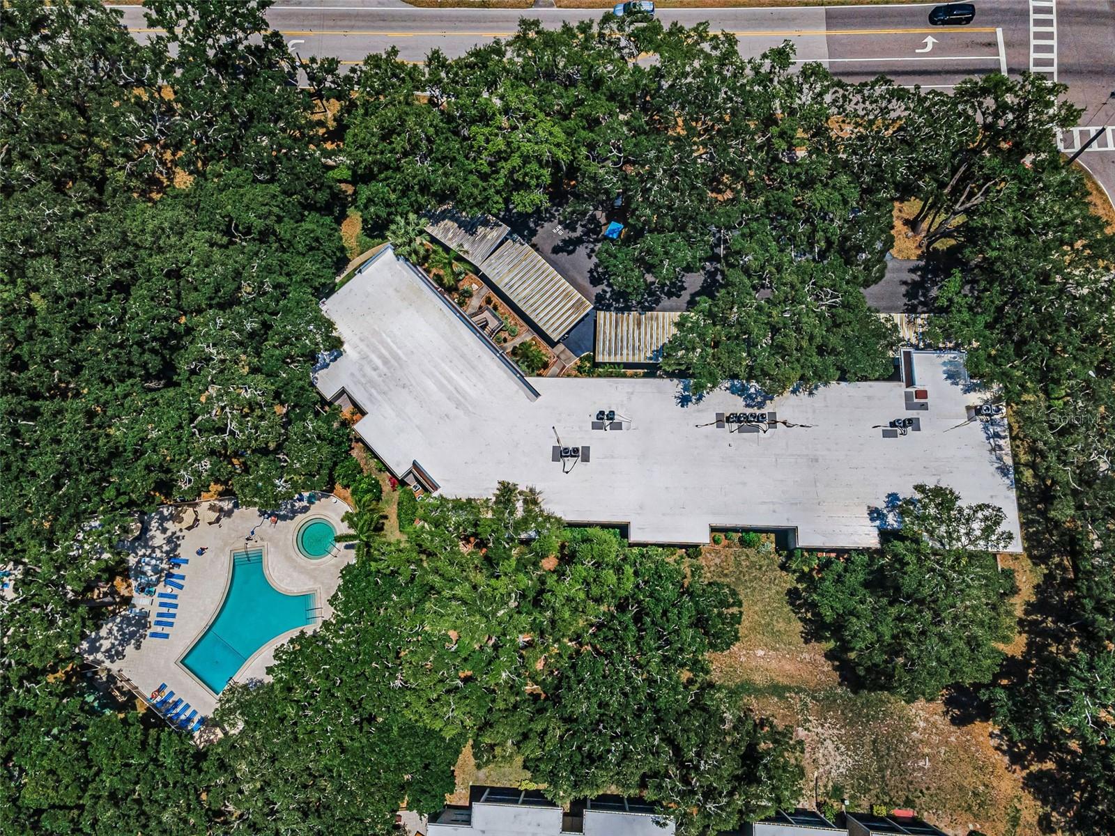 PATRICIAN OAKS - Residential