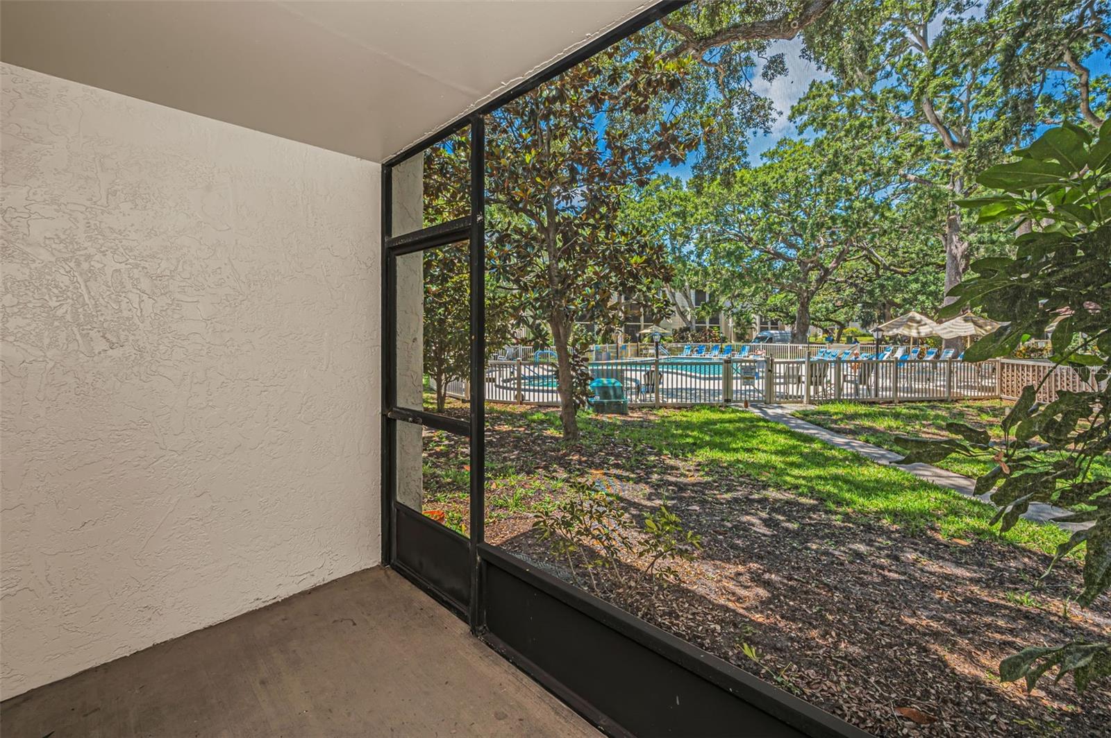 PATRICIAN OAKS - Residential