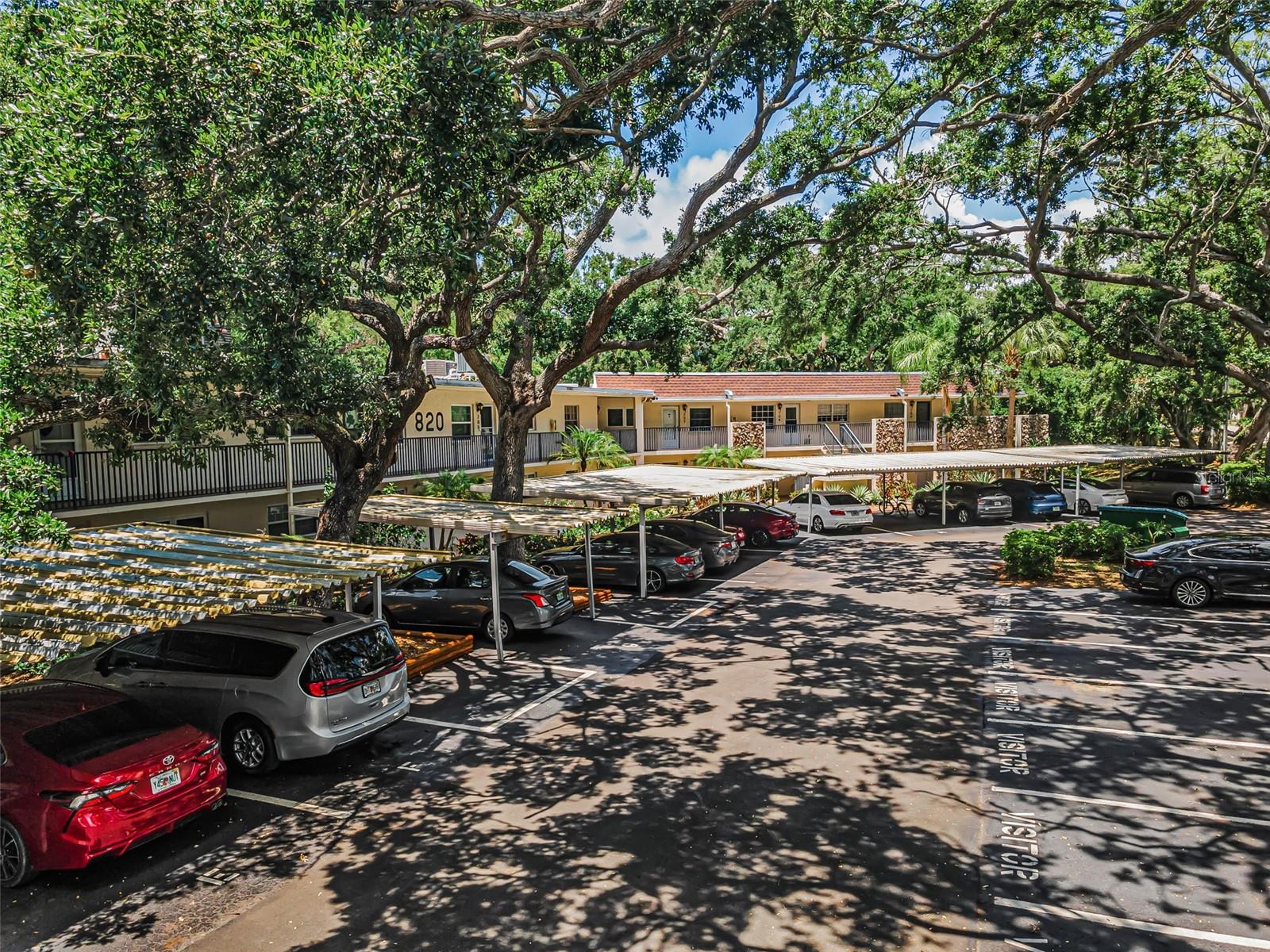 PATRICIAN OAKS - Residential