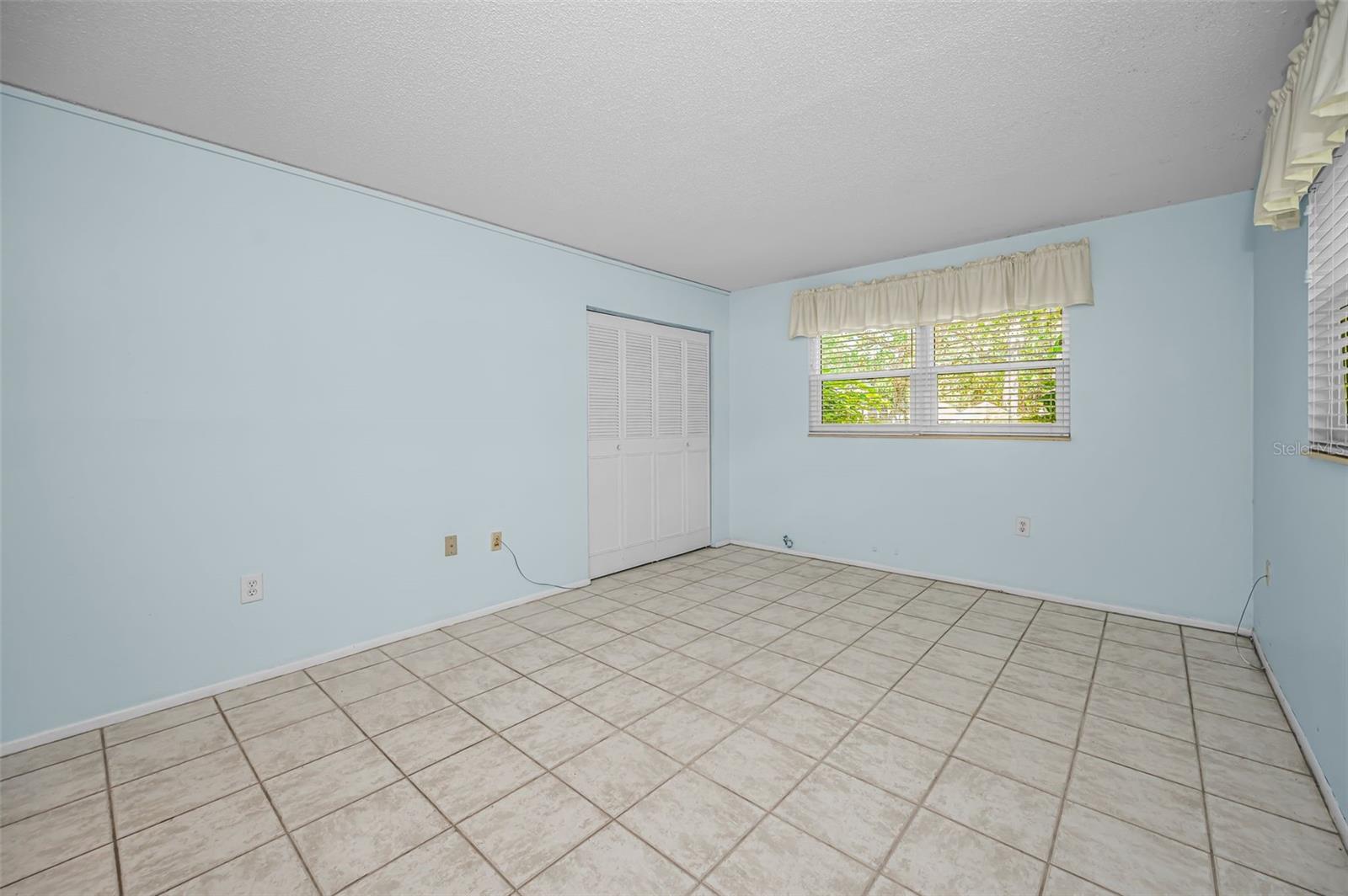 PATRICIAN OAKS - Residential