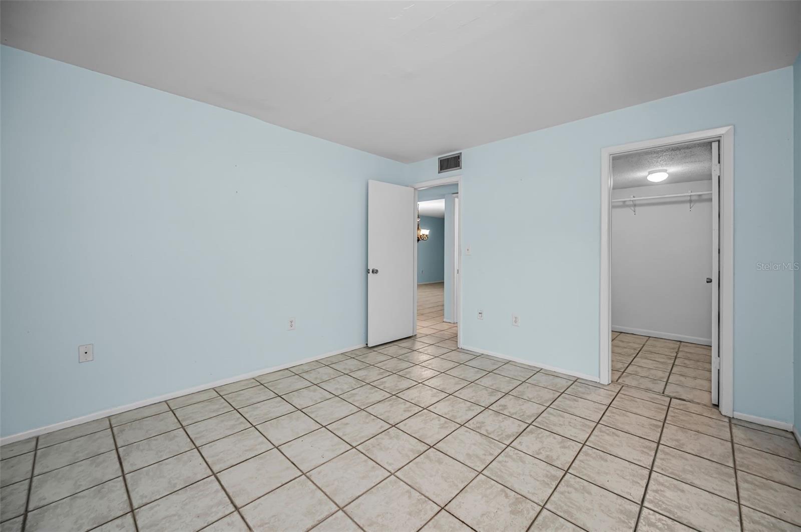 PATRICIAN OAKS - Residential