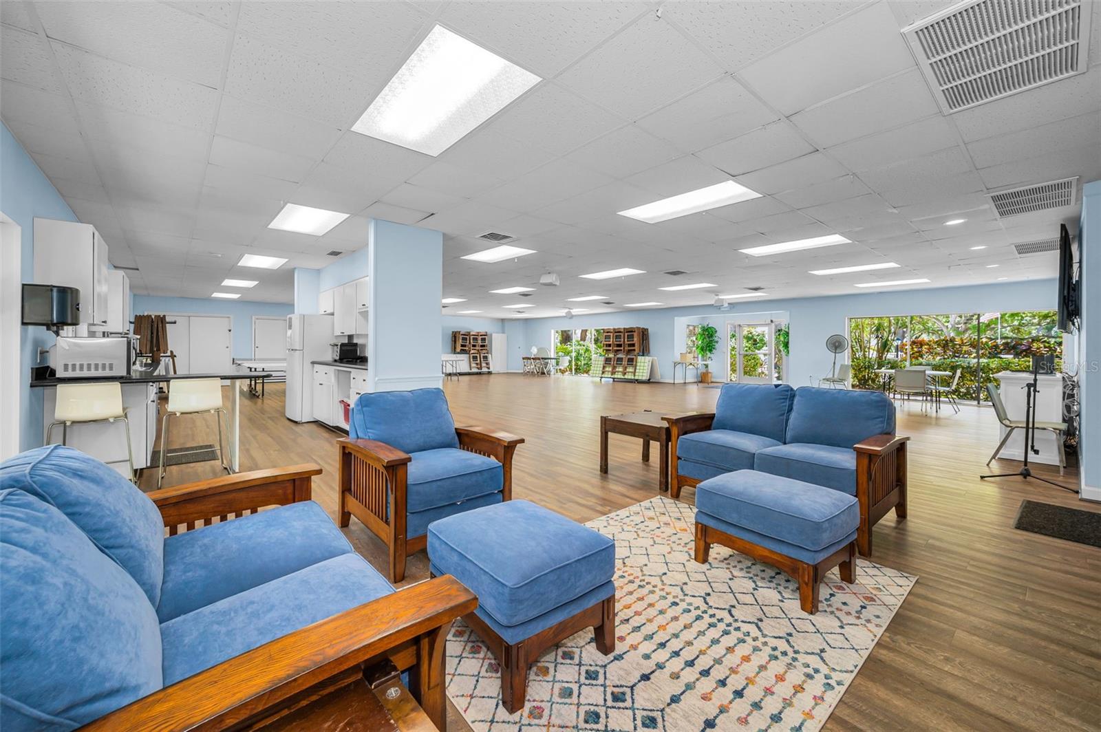 PATRICIAN OAKS - Residential