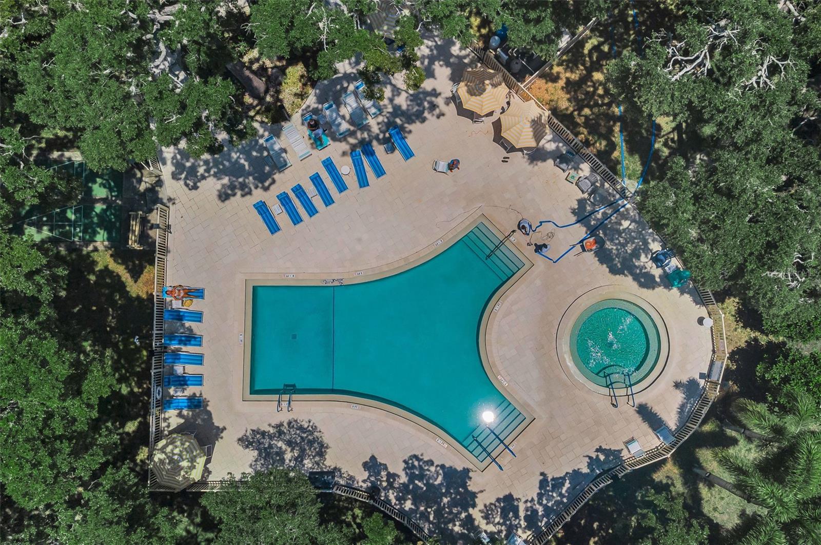 PATRICIAN OAKS - Residential
