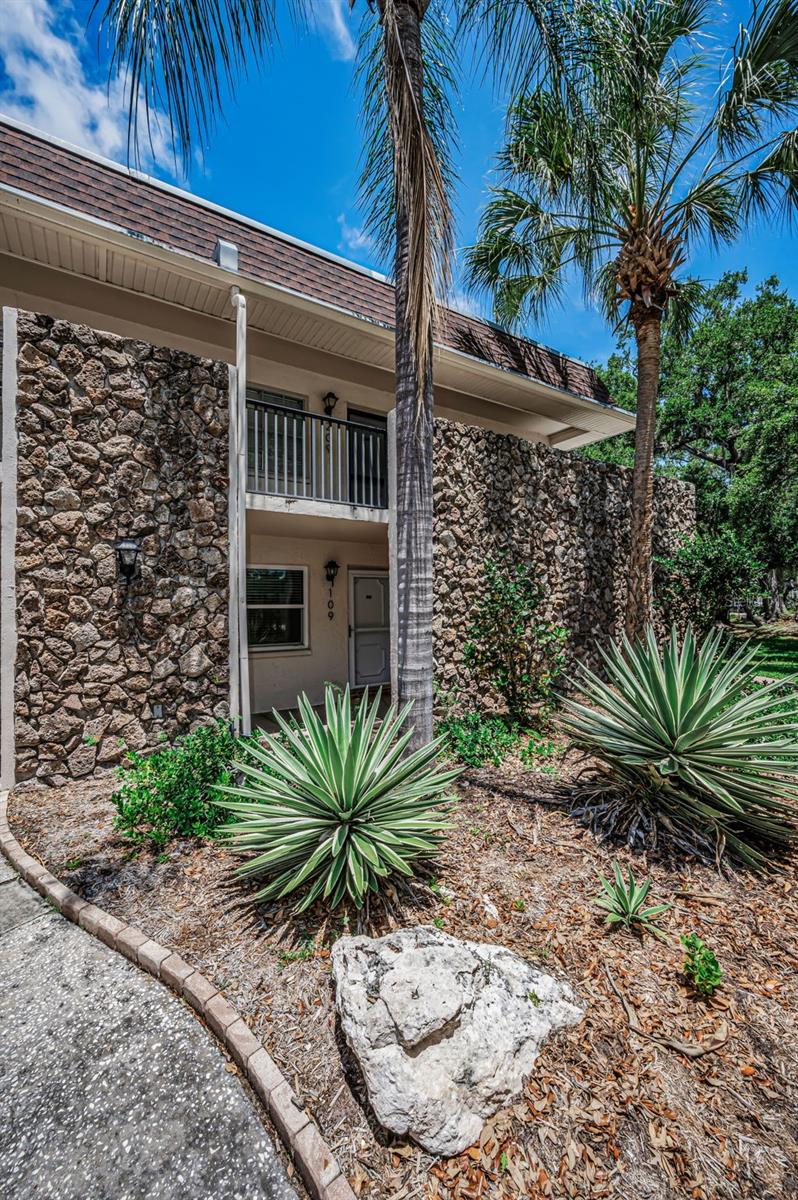 PATRICIAN OAKS - Residential