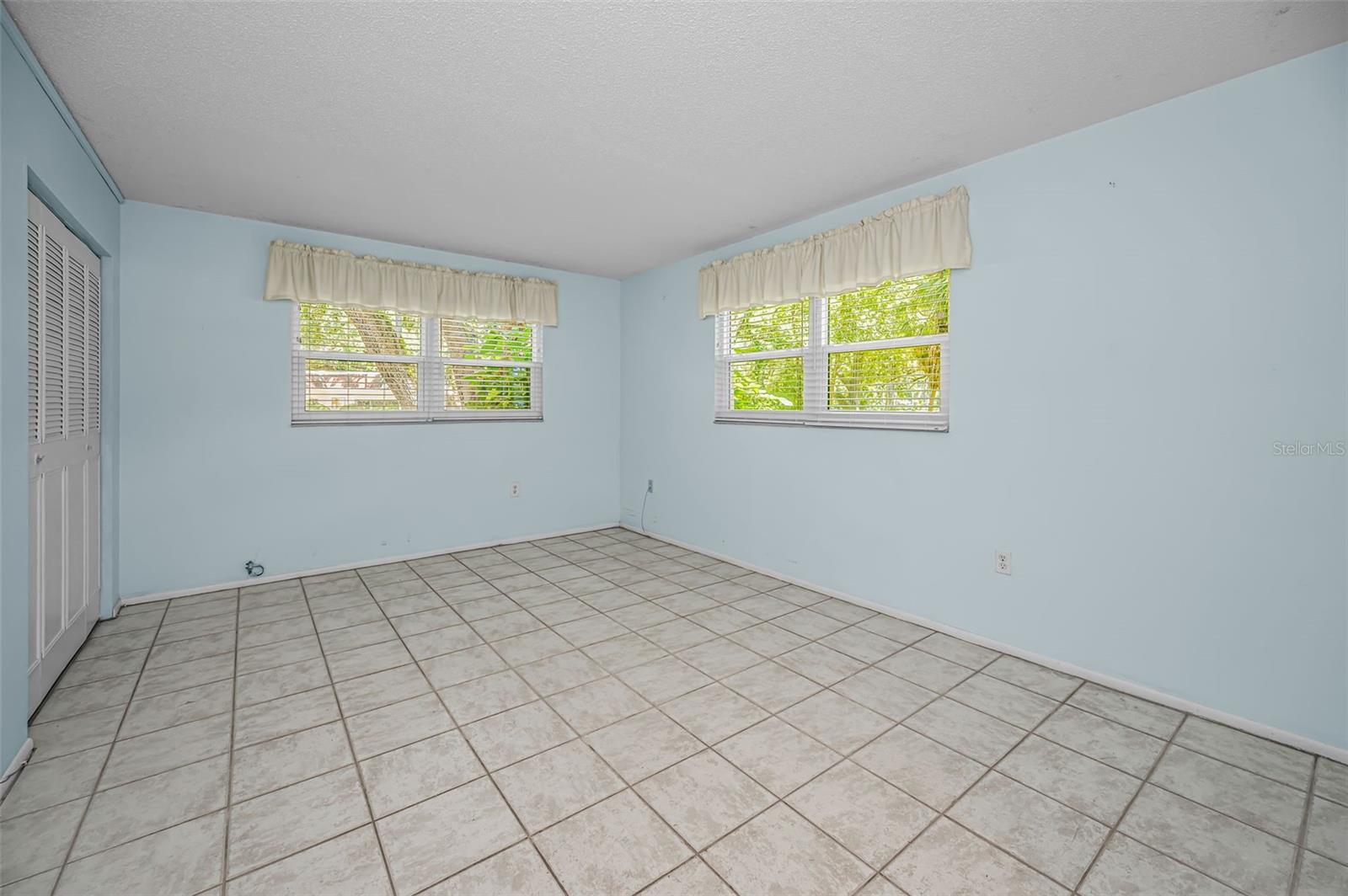 PATRICIAN OAKS - Residential