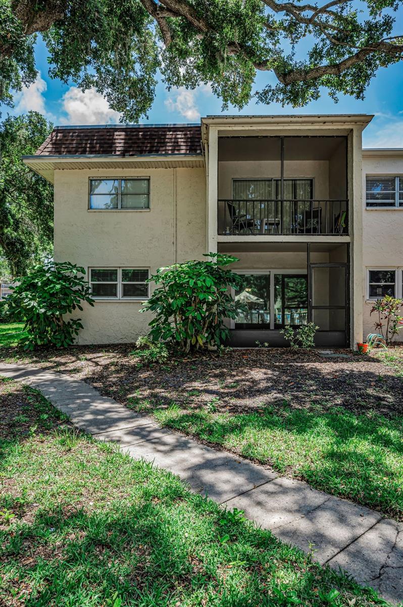 PATRICIAN OAKS - Residential