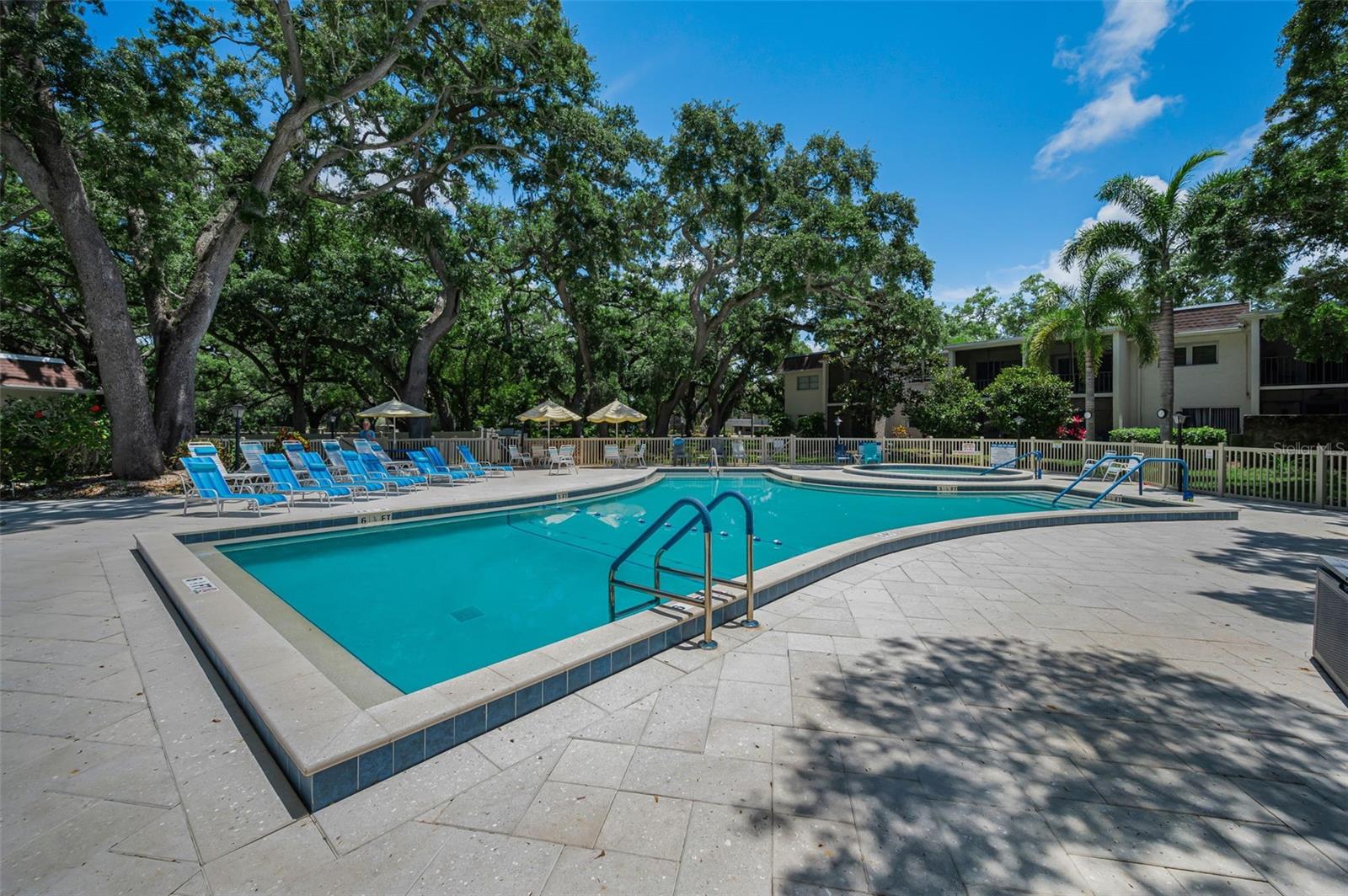 PATRICIAN OAKS - Residential