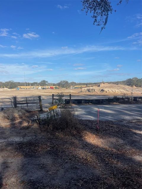 Tiny photo for 39725 Clay Avenue N, Lady Lake, FL 32159 (MLS # OM719027)