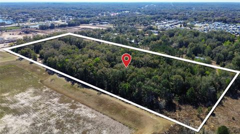 Tiny photo for 39725 Clay Avenue N, Lady Lake, FL 32159 (MLS # OM719027)