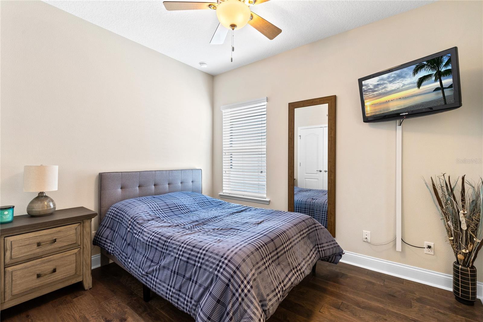 LAUREATE PARK - Residential