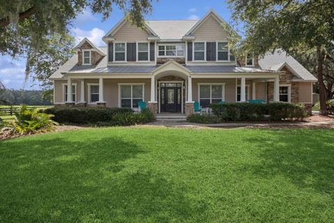 Photo of 35520 Timbertop Lane, Fruitland Park, FL 34731 (MLS # G5109727)