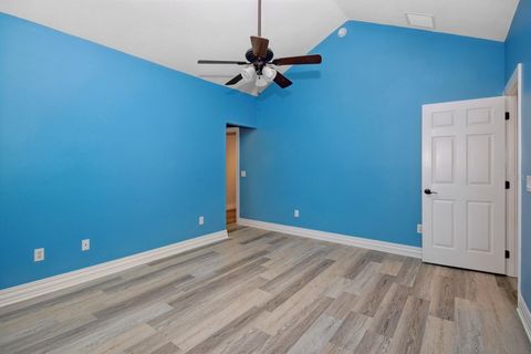 Tiny photo for 35520 Timbertop Lane, Fruitland Park, FL 34731 (MLS # G5109727)