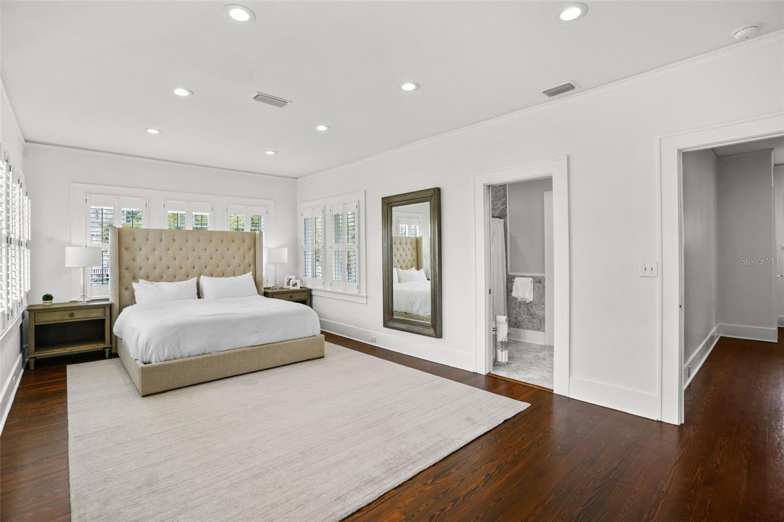 HYDE PARK WEST - Residential