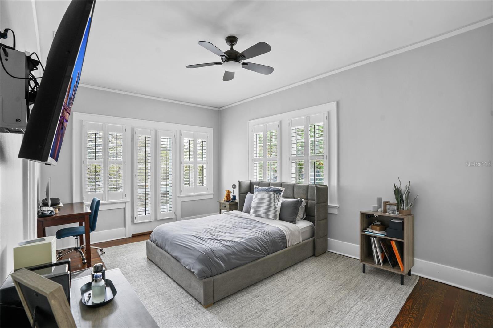 HYDE PARK WEST - Residential