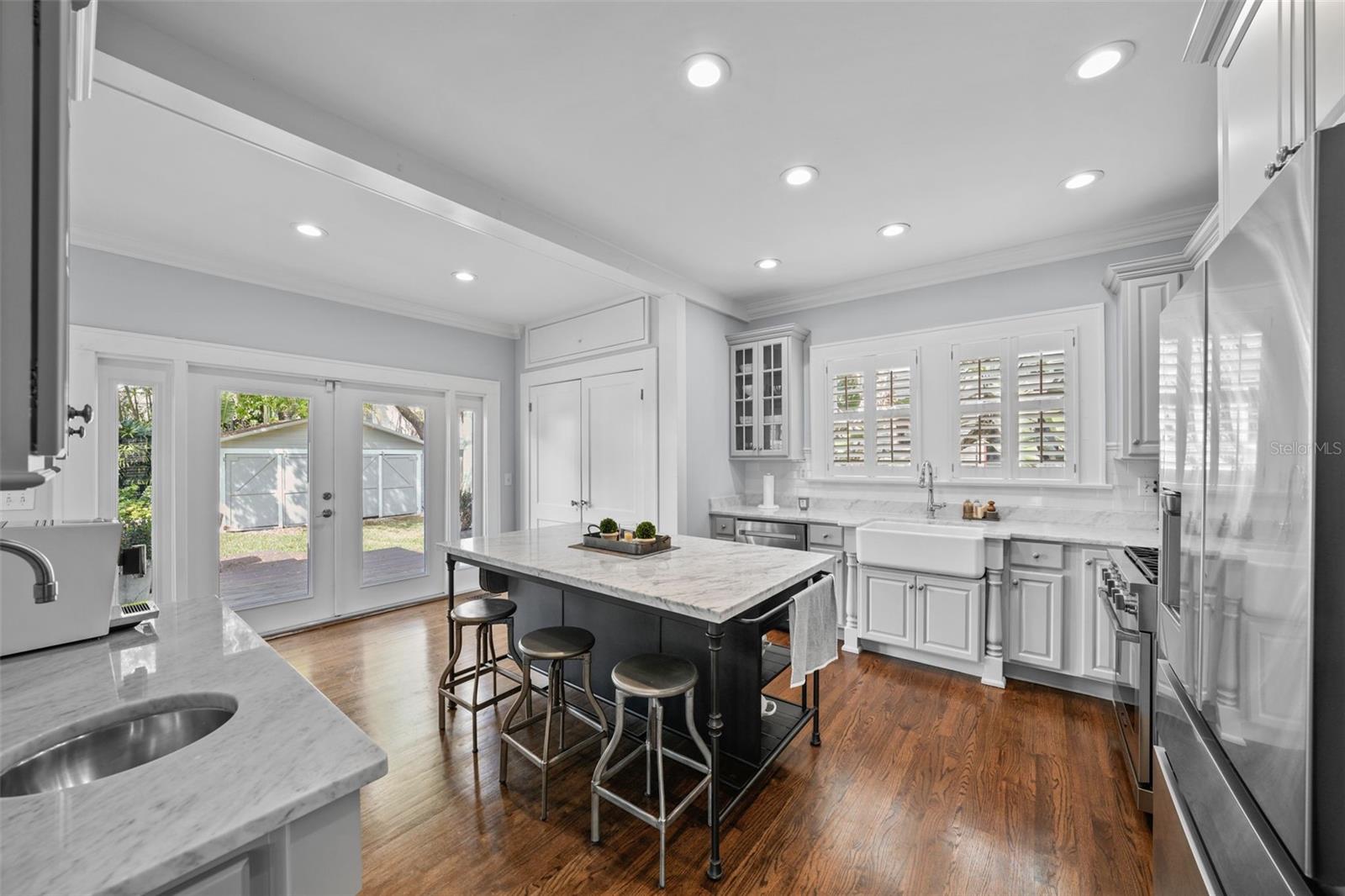 HYDE PARK WEST - Residential