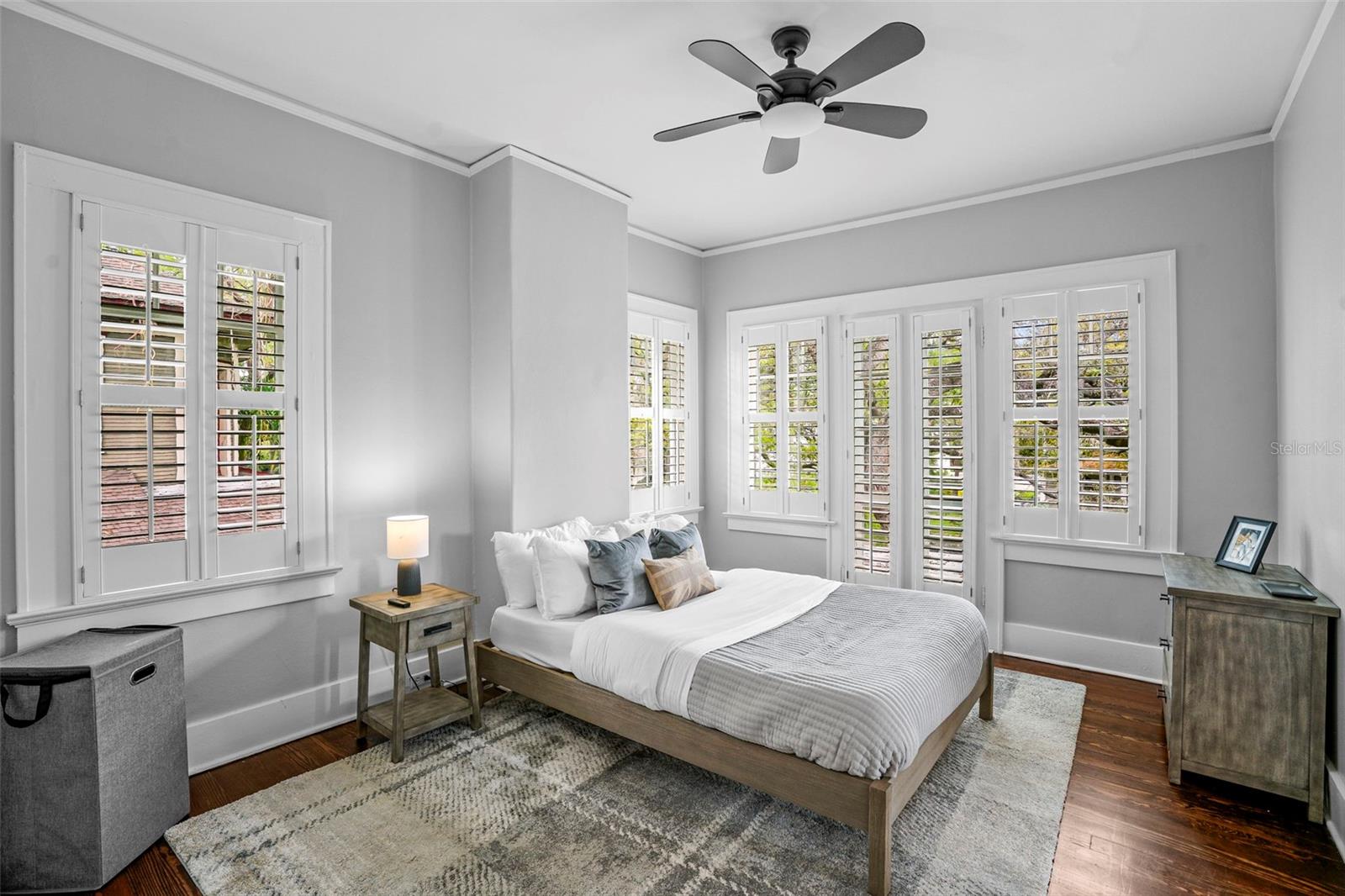 HYDE PARK WEST - Residential