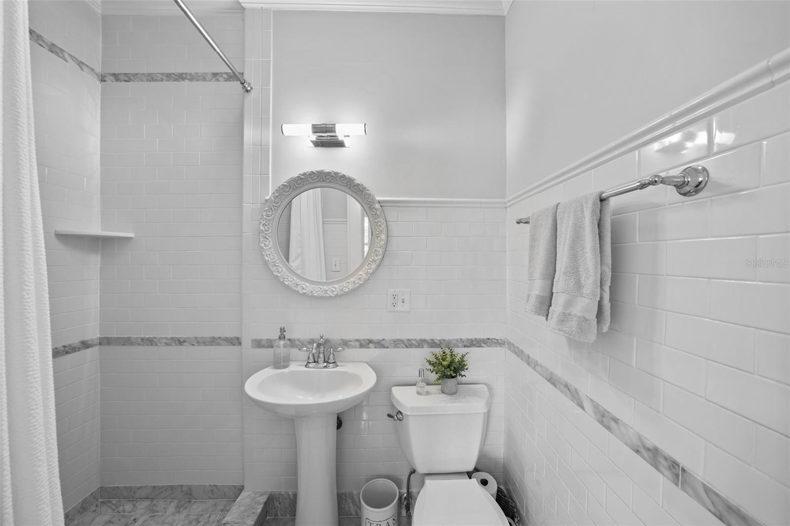 HYDE PARK WEST - Residential