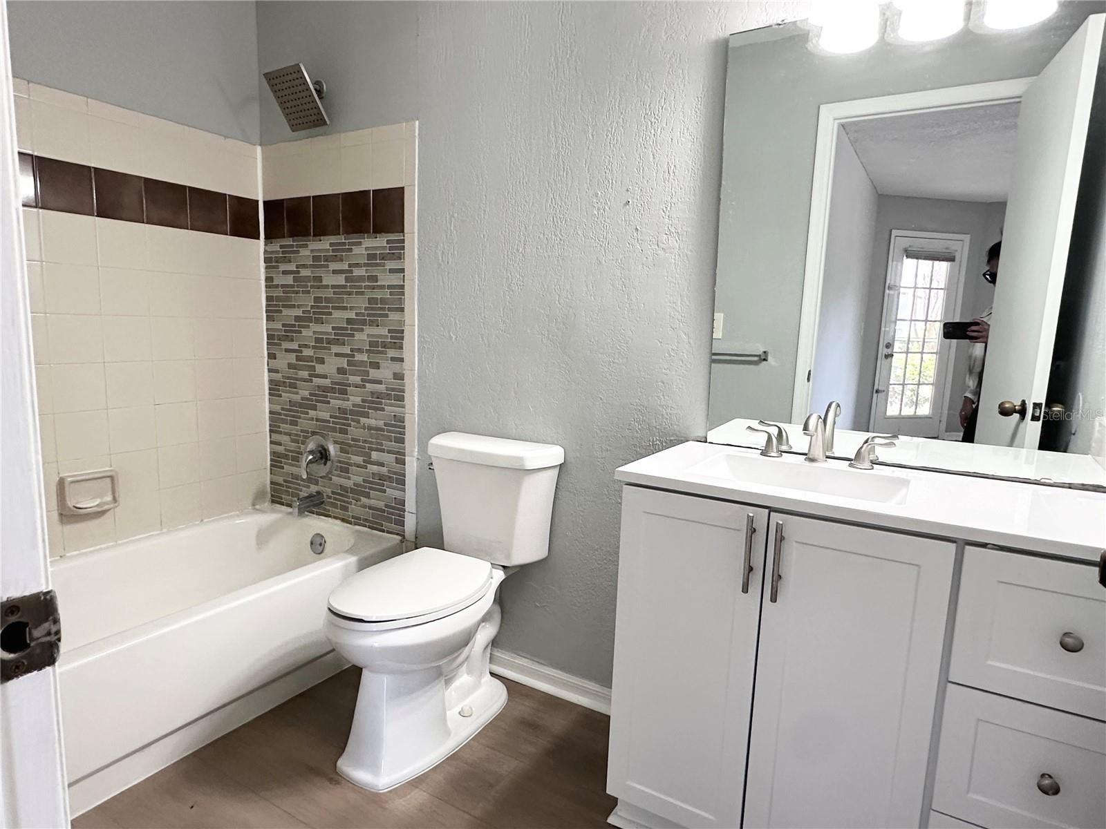 CENTRAL PARK METROWEST CONDO - Residential