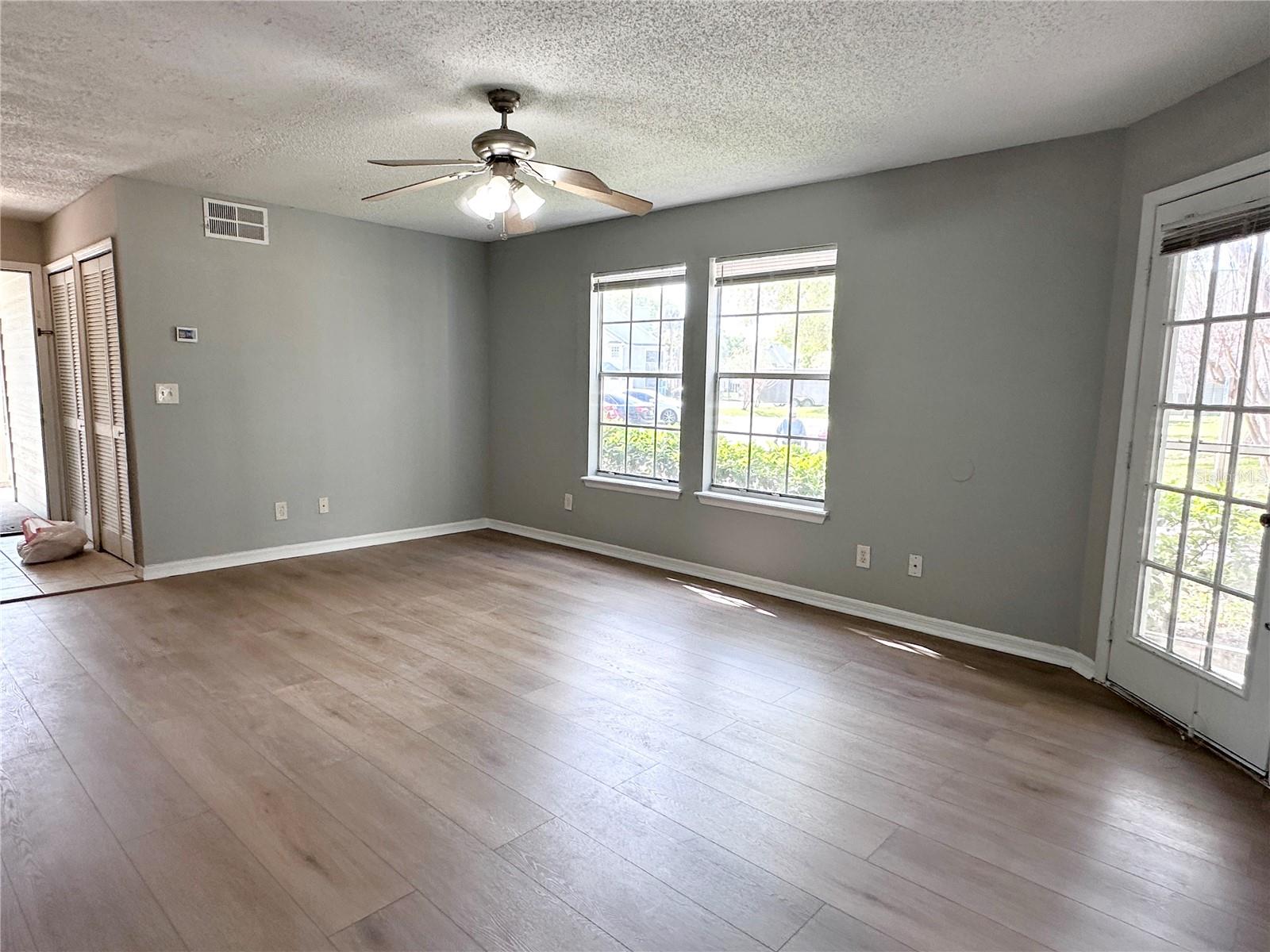 CENTRAL PARK METROWEST CONDO - Residential