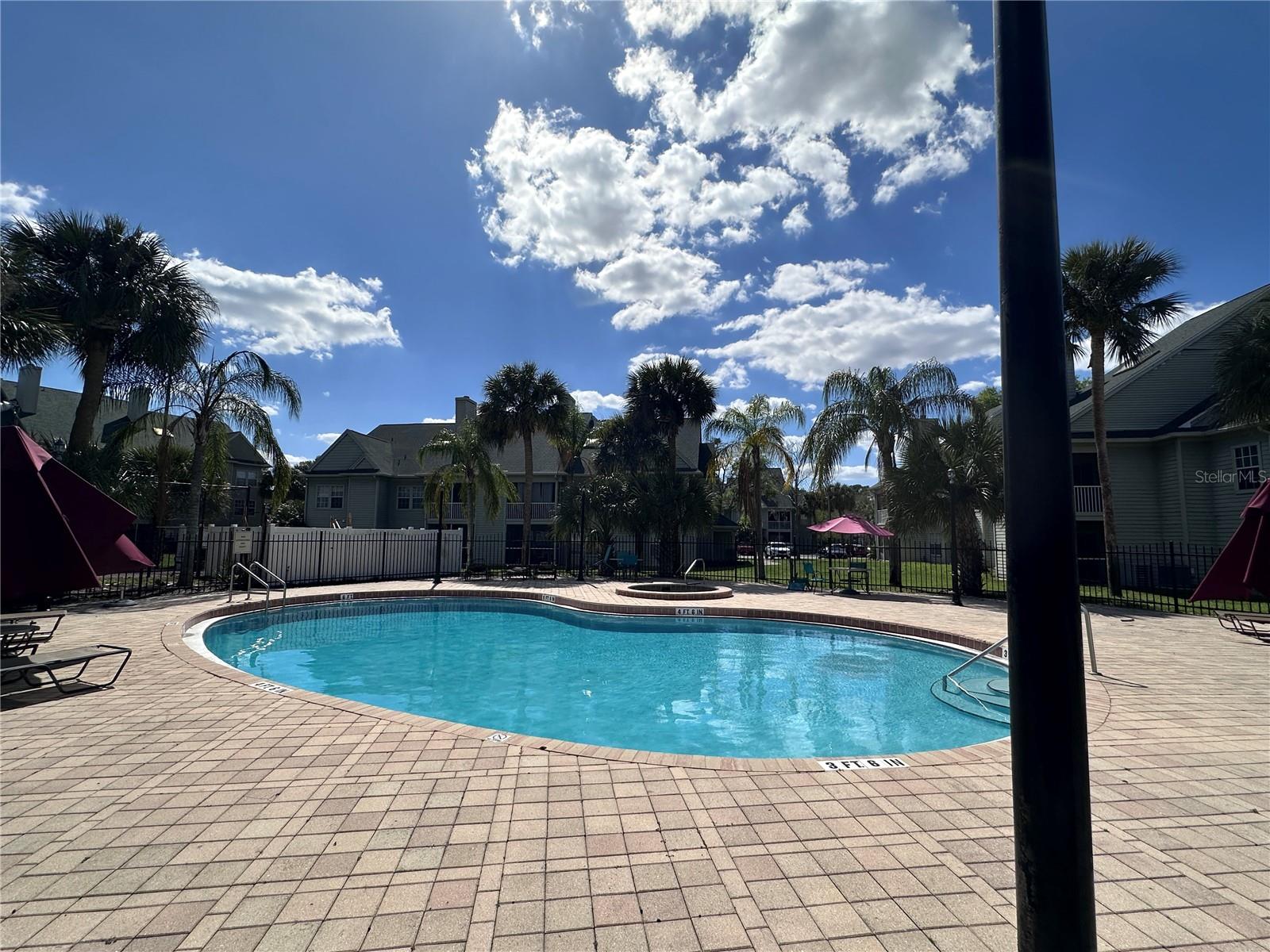 CENTRAL PARK METROWEST CONDO - Residential