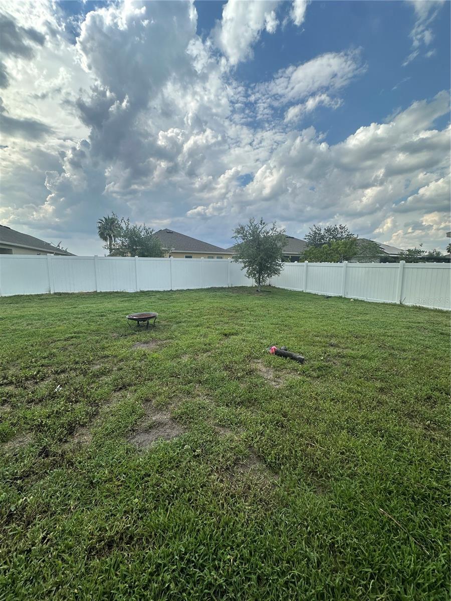 12372 STONE BARK TRAIL
