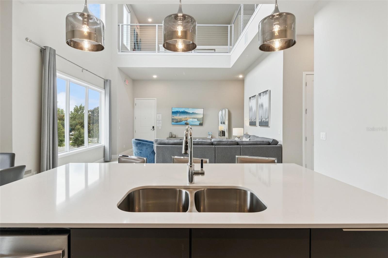 REUNION - Residential