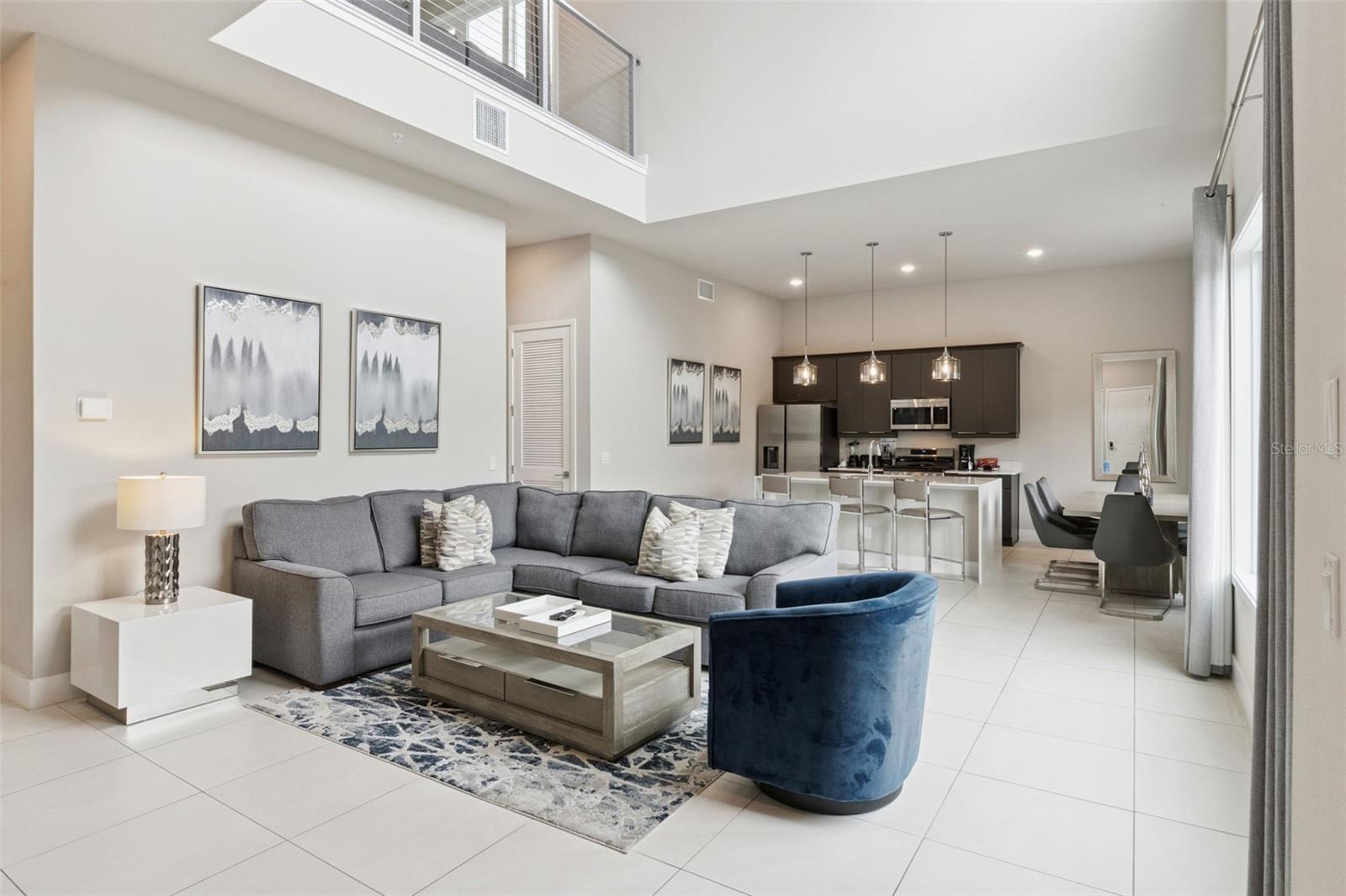 REUNION - Residential