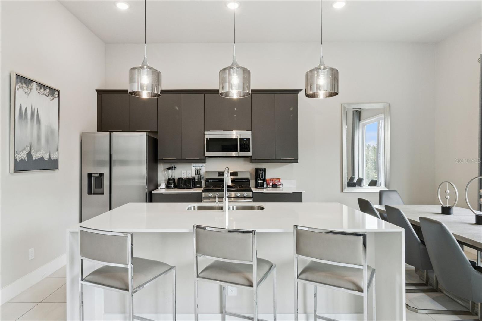 REUNION - Residential